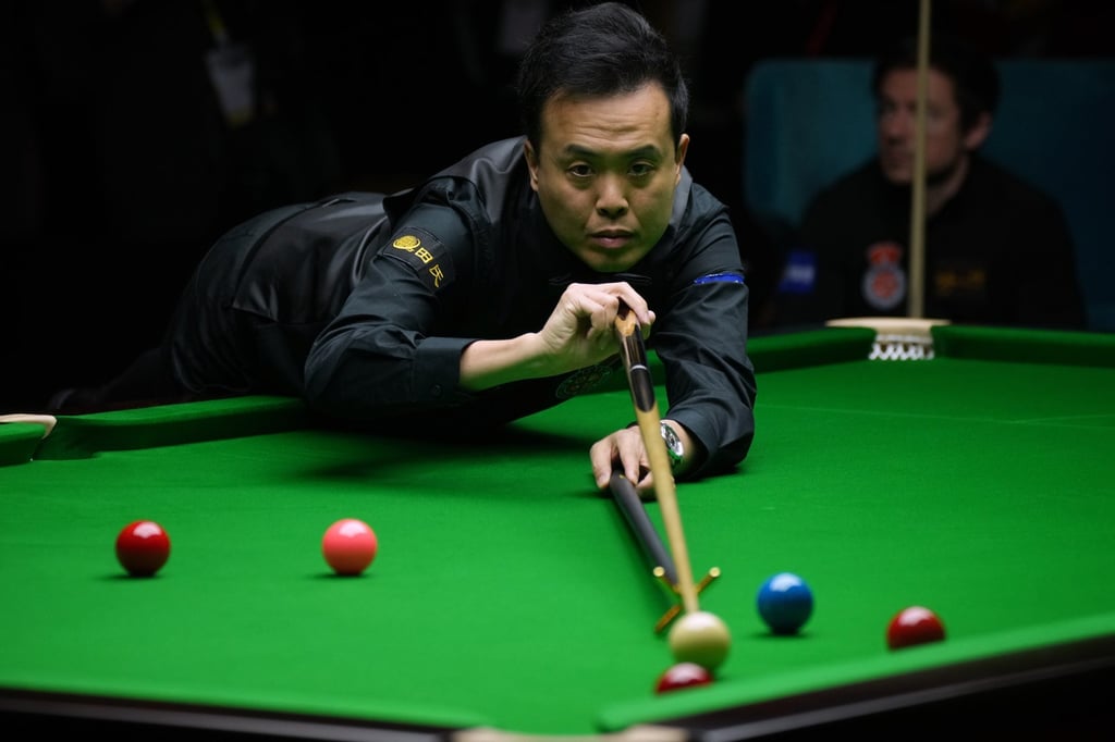 Marco Fu takes a shot in the Snooker All-Star Challenge at Queen Elizabeth Stadium. Photo: Elson Li