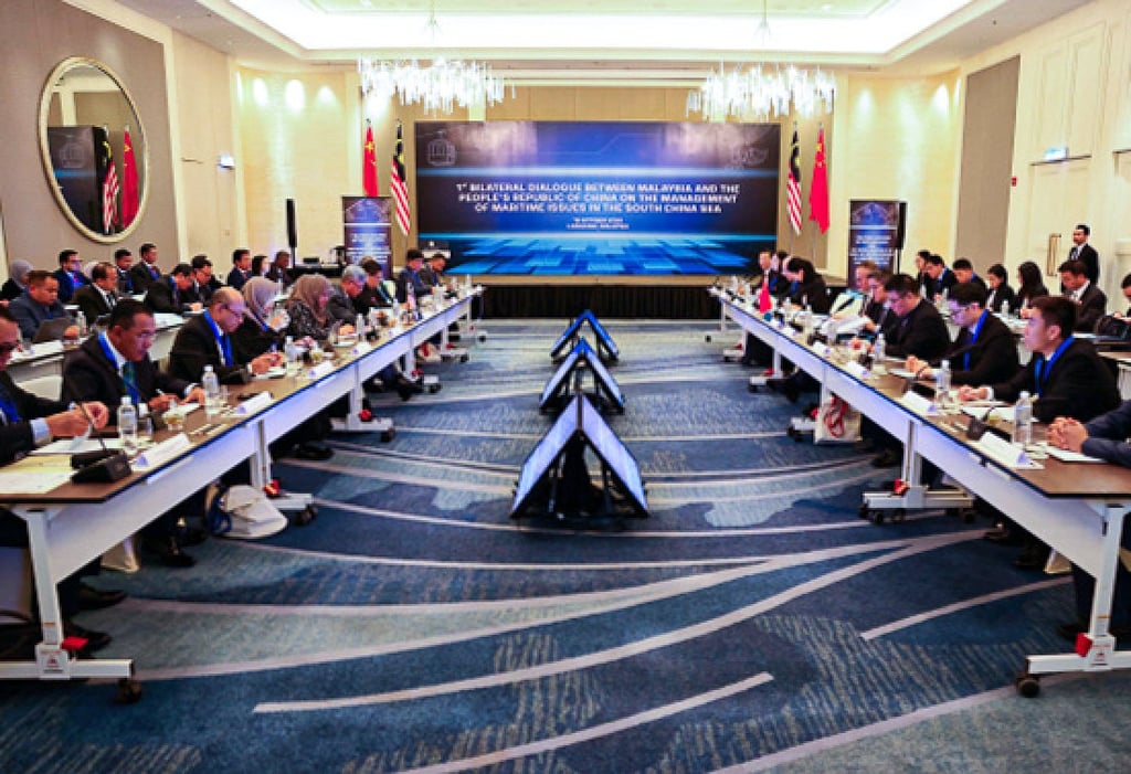 Representatives of China and Malaysia attend a bilateral dialogue on maritime issues in the Malaysian resort hub of Langkawi on Thursday. Photo: Chinese foreign ministry