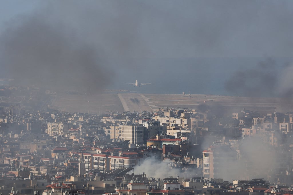 A plane takes off at Beirut-Rafic Hariri International Airport. Photo: Reuters