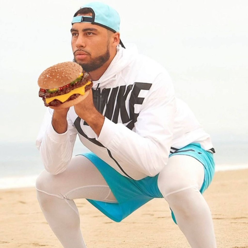 Ross Travis has 90,000 followers on Instagram. Photo: @bosstravis43/Instagram