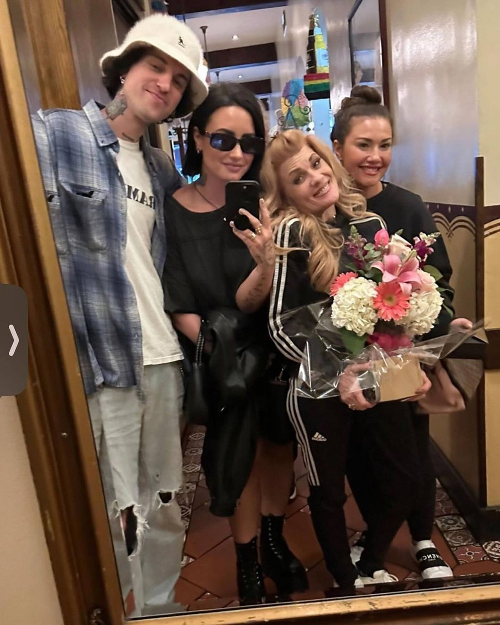 Demi Lovato with her family. Photo: @diannadelagarza/Instagram Demi Lovato with her family. Photo: @diannadelagarza/Instagram
