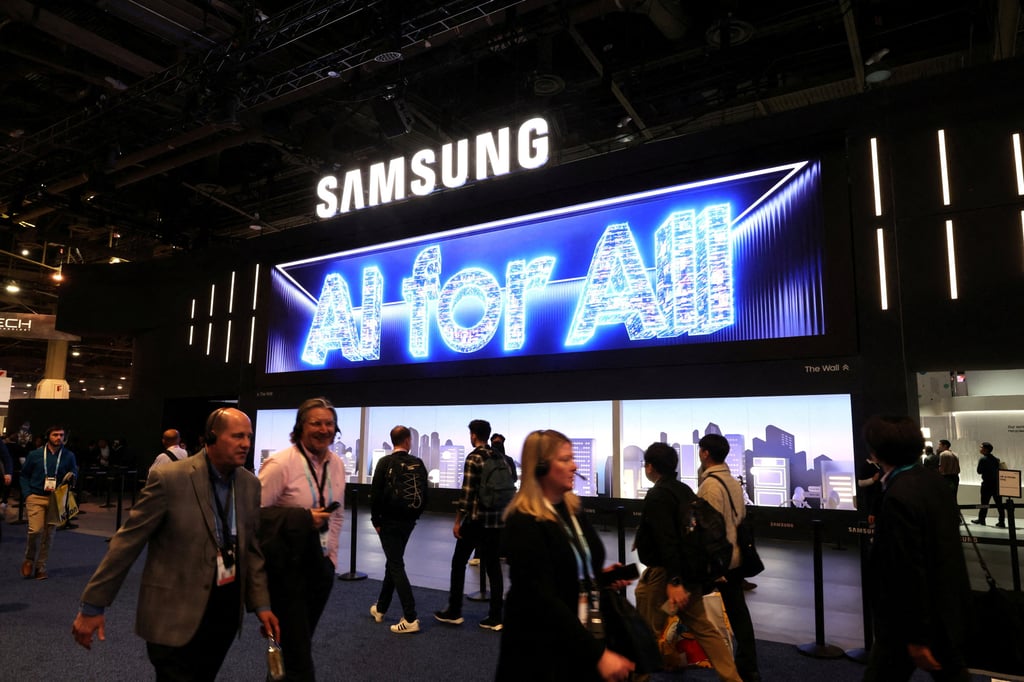 People walk past a Samsung Electronics booth during CES 2024, an annual consumer electronics trade show, in Las Vegas, Nevada, January 9, 2024. Photo: Reuters People walk past a Samsung Electronics booth during CES 2024, an annual consumer electronics trade show, in Las Vegas, Nevada, January 9, 2024. Photo: Reuters