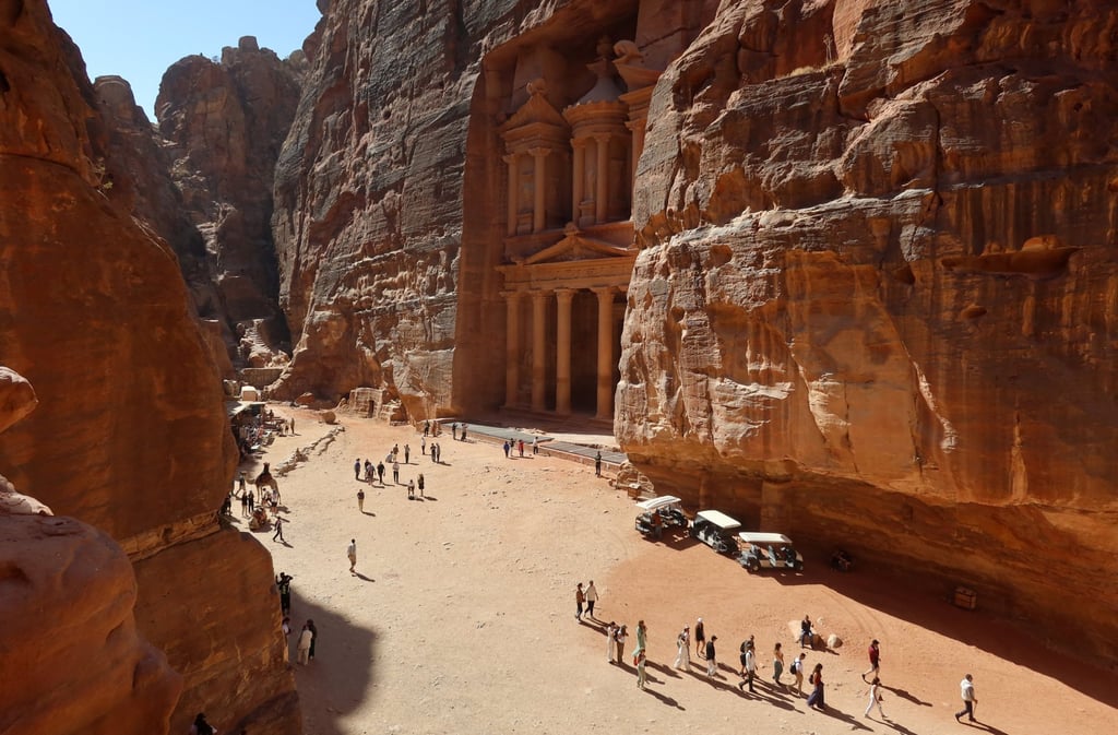 Visitors walk near the Treasury site in the ancient city of Petra, Jordan, on October 29, 2024. Photo: Reuters Visitors walk near the Treasury site in the ancient city of Petra, Jordan, on October 29, 2024. Photo: Reuters