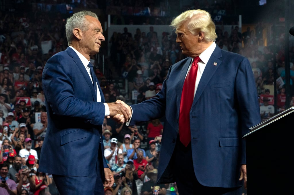 Robert F. Kennedy Jnr and Donald Trump at a campaign rally in Glendale, Arizona, in August. Photo: TNS