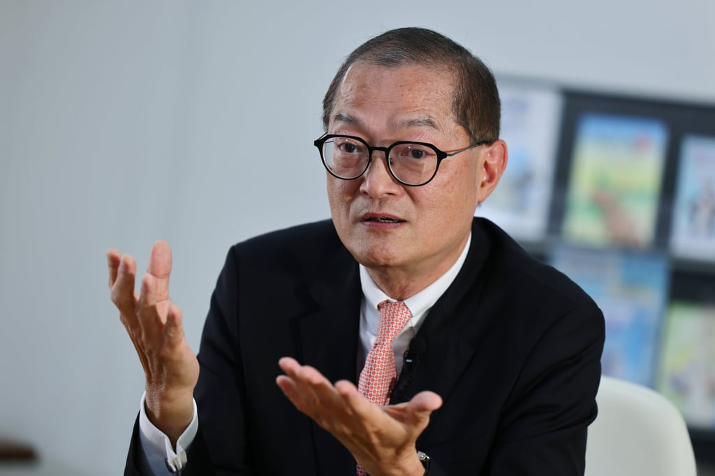 Hong Kong Secretary for Health Lo Chung-mau said the new school could adopt a curriculum aimed at broadening the source of students. Photo: Dickson Lee