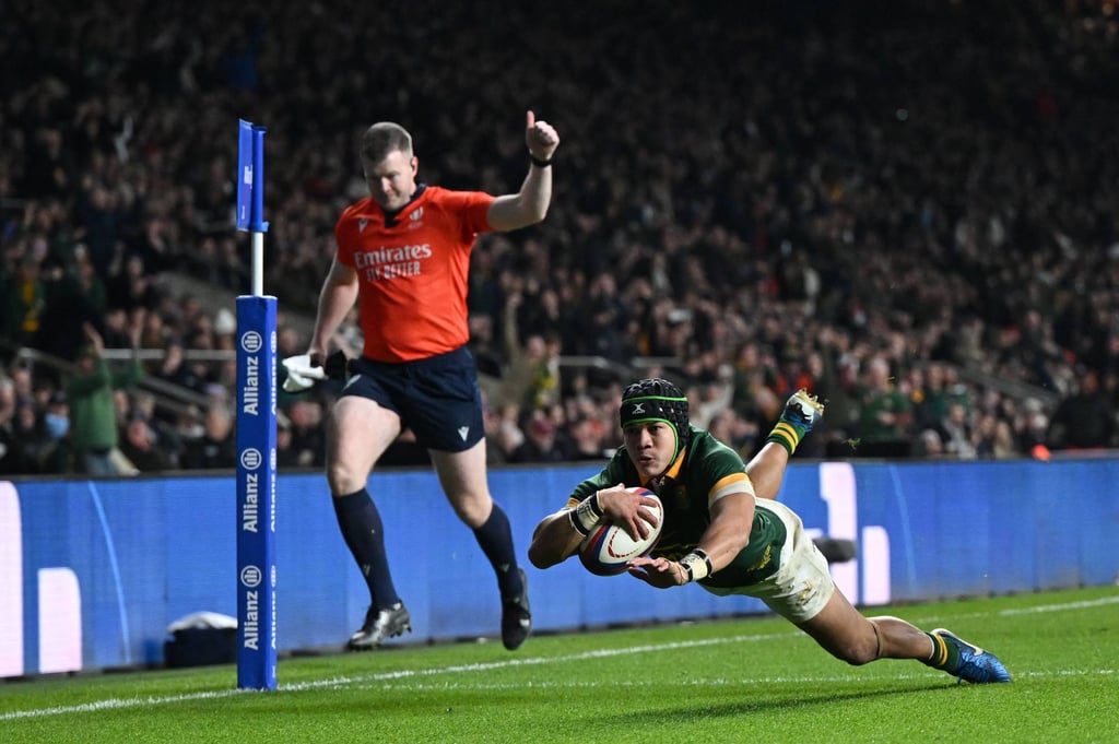 South Africa’s wing Cheslin Kolbe scores against England at Twickenham. Photo: AFP South Africa’s wing Cheslin Kolbe scores against England at Twickenham. Photo: AFP