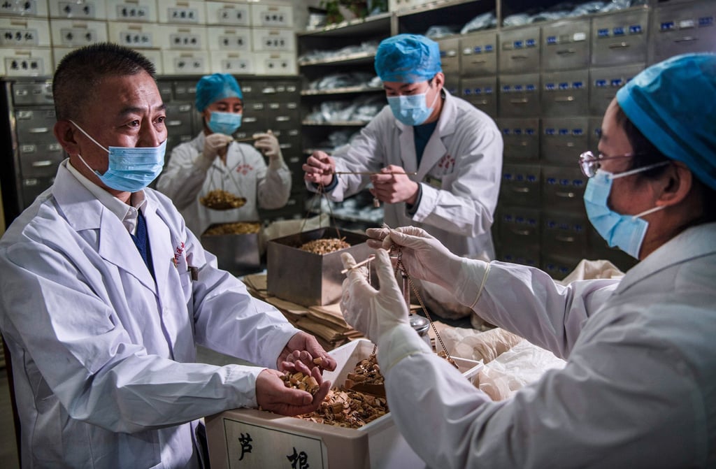 Zhongfeng Xingnao is sold in liquid form to treat brain bleeds, but it has never been put through a rigorous clinical trial, until now. Photo: Xinhua Zhongfeng Xingnao is sold in liquid form to treat brain bleeds, but it has never been put through a rigorous clinical trial, until now. Photo: Xinhua
