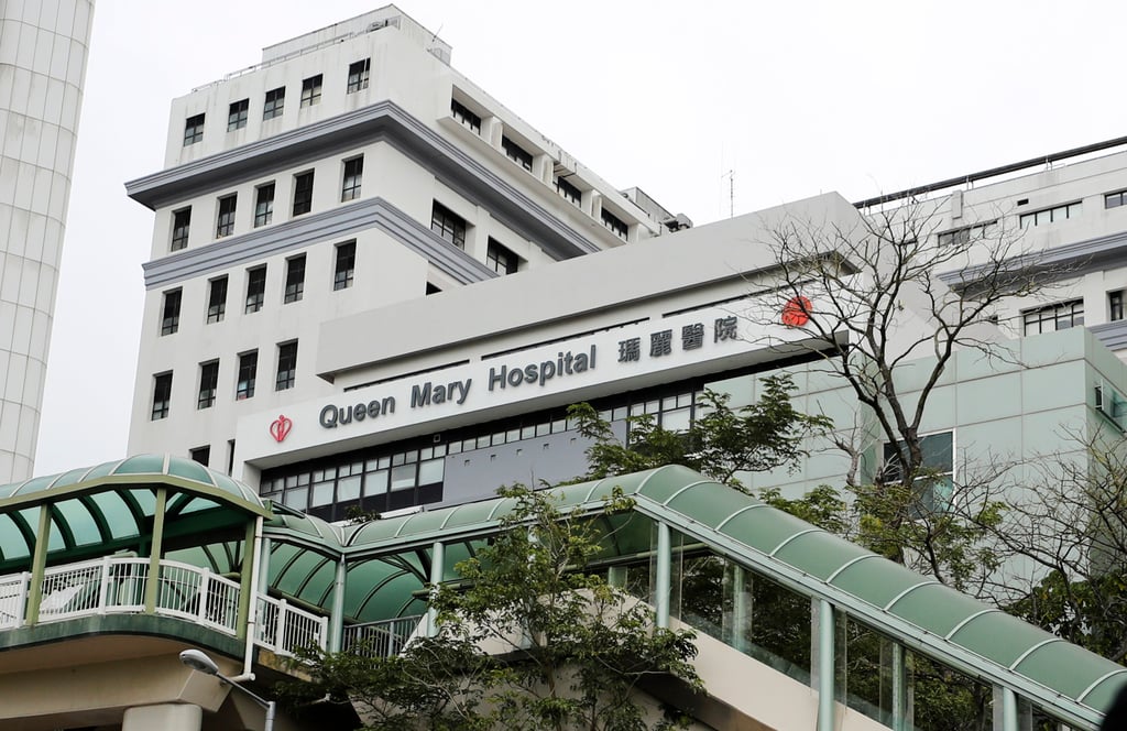 The driver was rushed to Queen Mary Hospital in Pok Fu Lam. Photo: Winson Wong