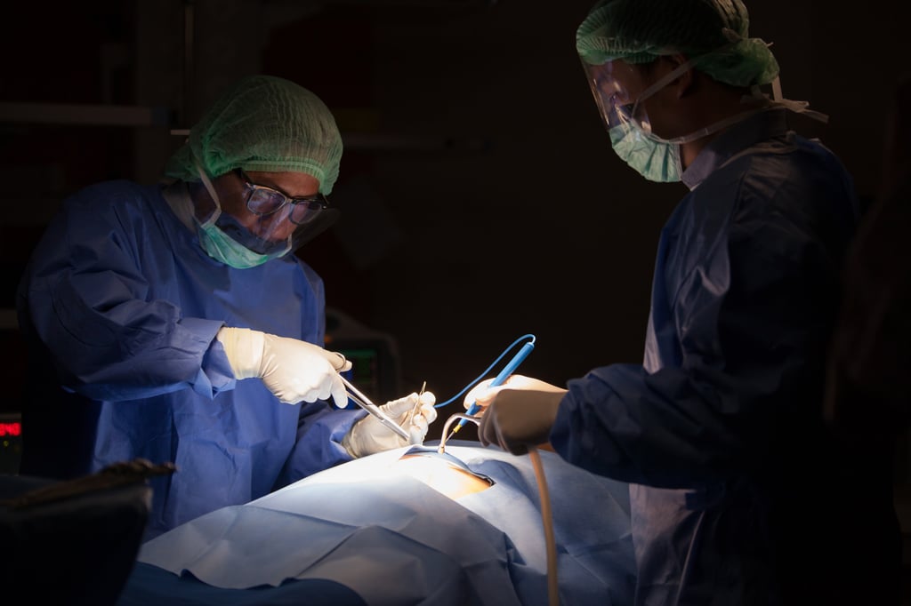The husband was shocked to learn that his wife had concealed her hysterectomy before their marriage. Photo: Shutterstock