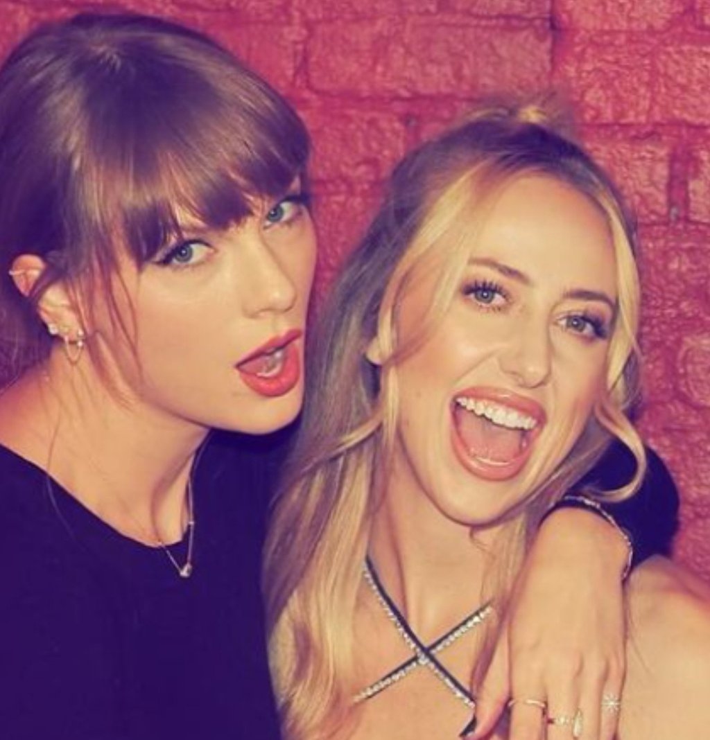 Taylor Swift and her pal Brittany Mahomes. Photo: @brittanylynne/Instagram Taylor Swift and her pal Brittany Mahomes. Photo: @brittanylynne/Instagram