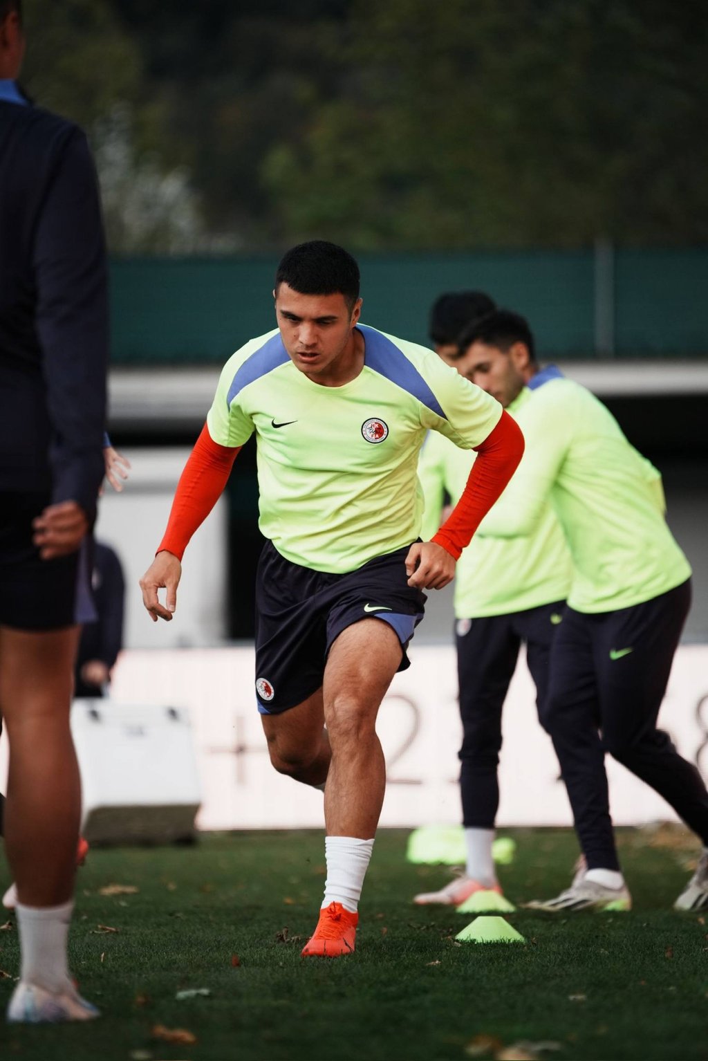 The centre-back has a key role in the system implemented by head coach Ashley Westwood. The centre-back has a key role in the system implemented by head coach Ashley Westwood.