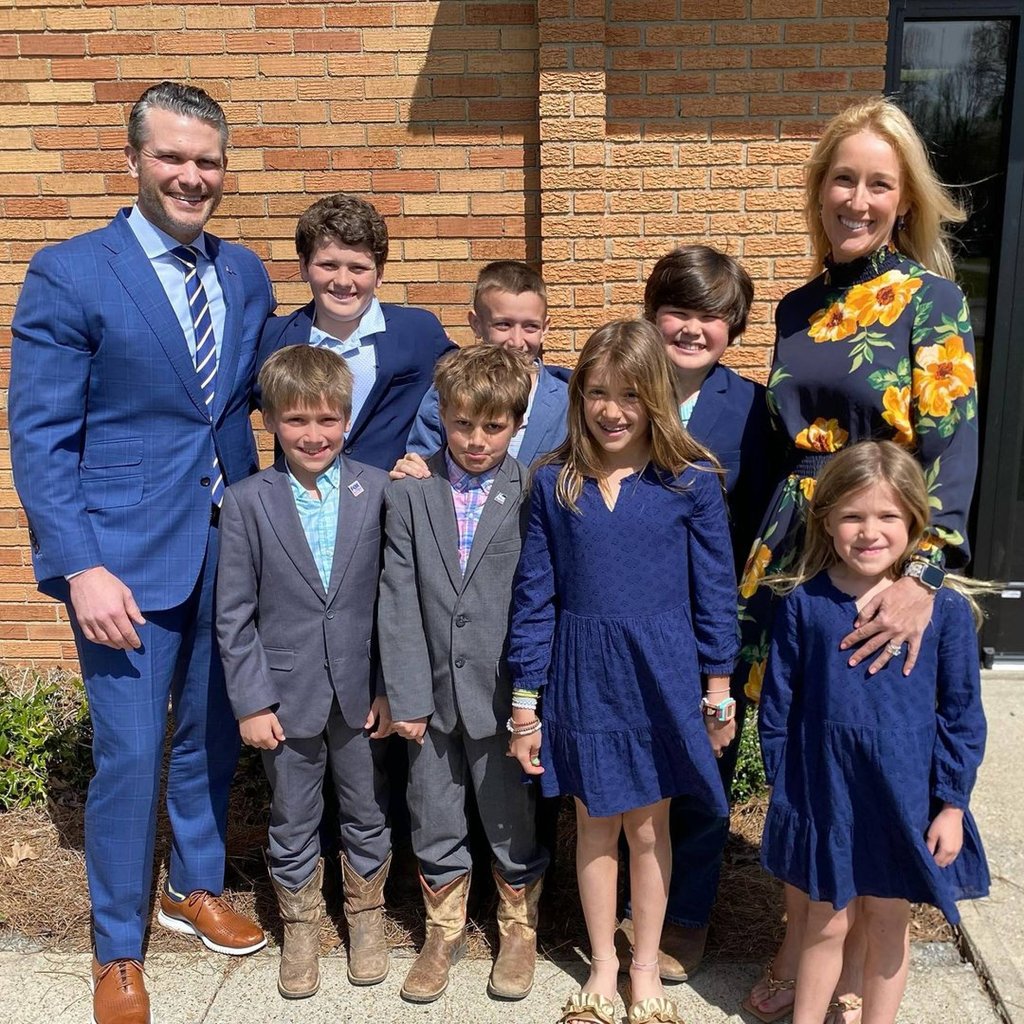 Meet Pete Hegseth's wife Jennifer Rauchet: the Trump defence secretary pick  and Fox TV host's romance with his producer partner began with a cheating  scandal – but did she get Tucker Carlson