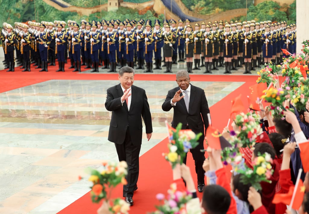 O presidente chinês Xi Jinping com o homólogo angolano João Lourenço antes das negociações em Pequim em março. Foto: Xinhua O presidente chinês Xi Jinping com o homólogo angolano João Lourenço antes das negociações em Pequim em março. Foto: Xinhua