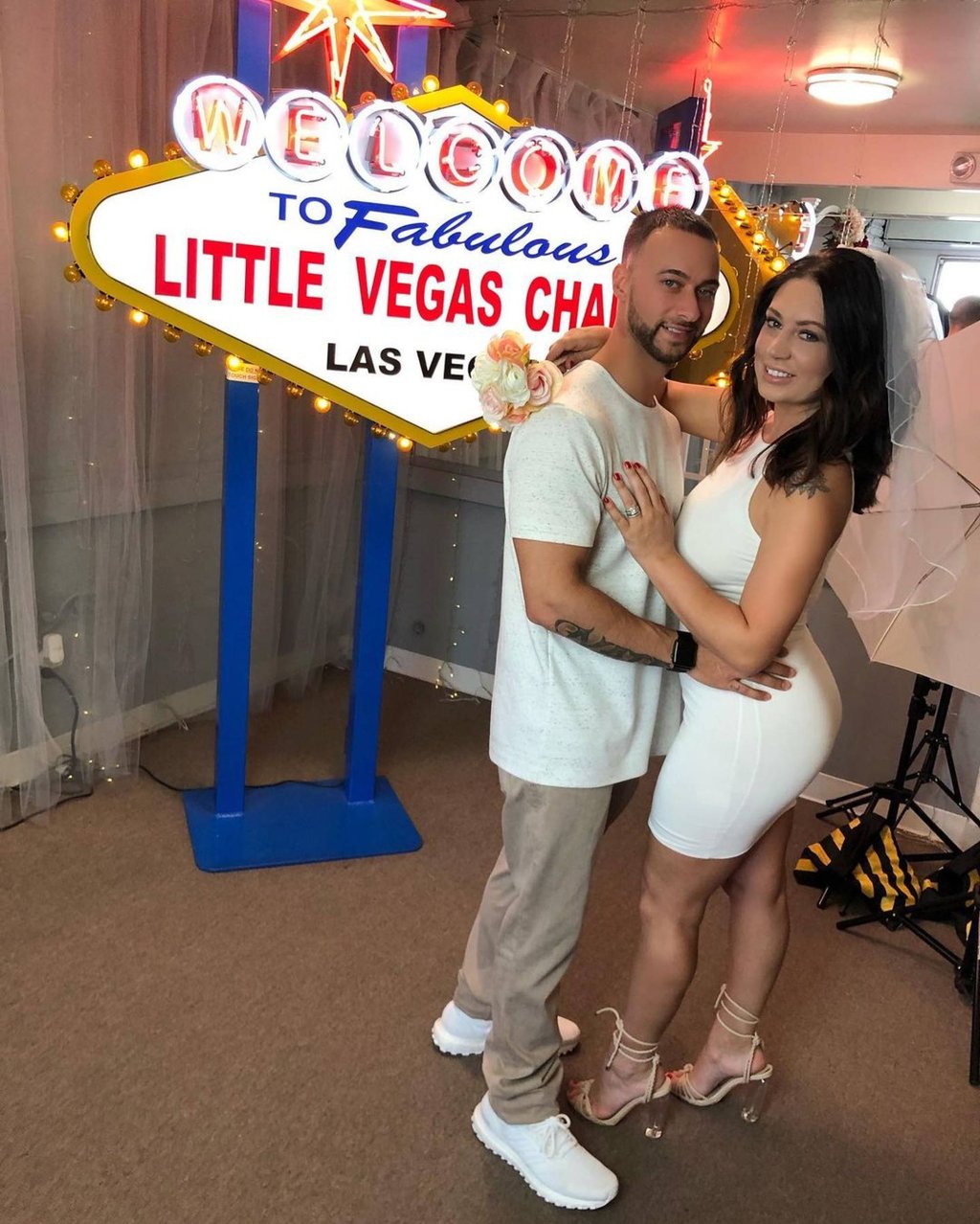 Nathan Mathers with his wife Ashley Mae in May 2019. Photo: @nathankanemathers/Instagram