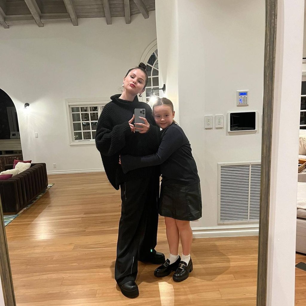 Selena Gomez was spotted out Black Friday shopping with her baby sister Gracie Elliot Teefey last week. Photo: @selenagomez/Instagram