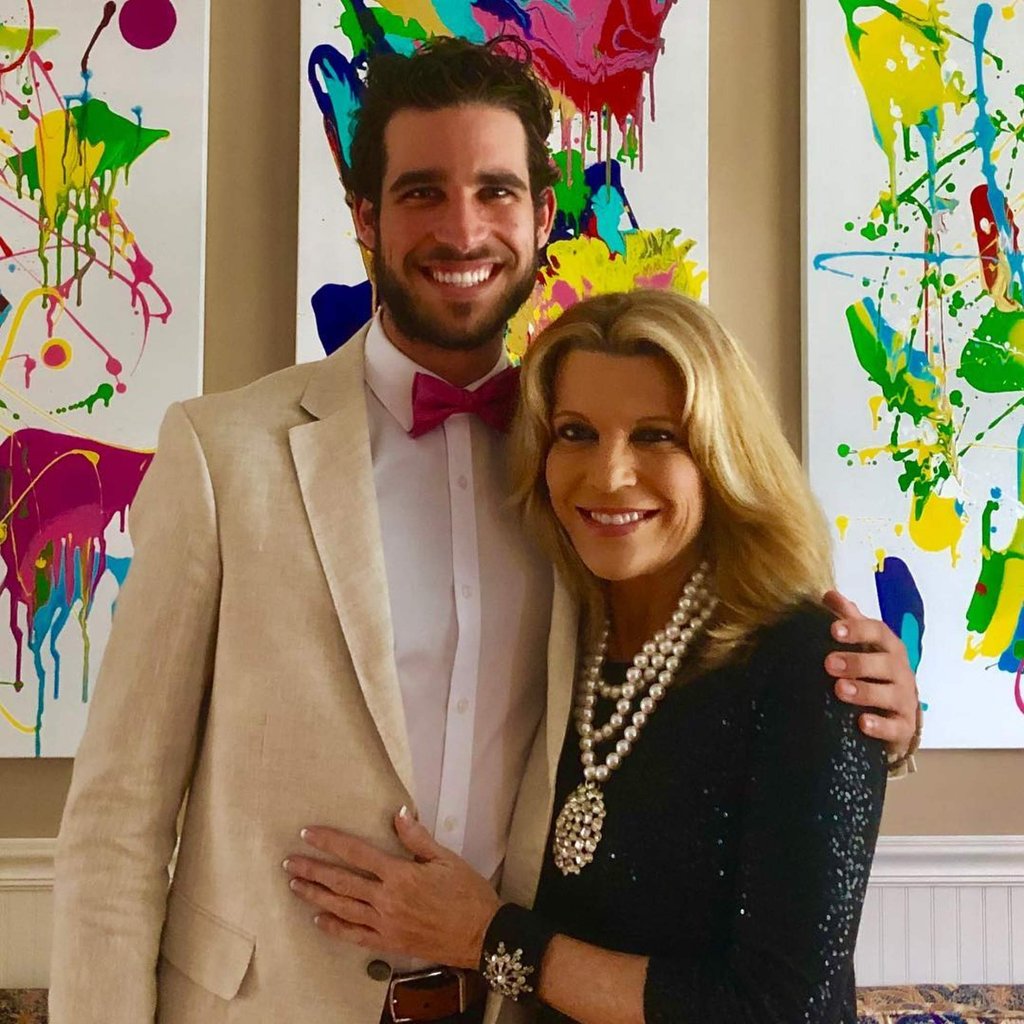 Nikko Santo Pietro and his mother Vanna White appear close. Photo: @officialvannawhite/Instagram