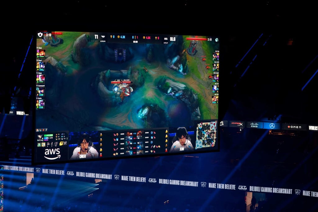 A screen shows South Korea’s T1 compete against China’s Bilibili Gaming during the League of Legends World Championship final in London, November 2, 2024. Photo: AFP A screen shows South Korea’s T1 compete against China’s Bilibili Gaming during the League of Legends World Championship final in London, November 2, 2024. Photo: AFP