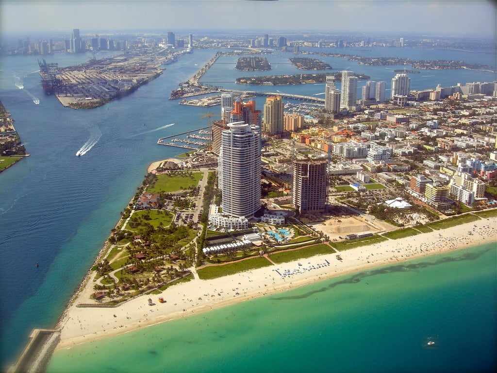 About US$500 billion of commercial real estate mortgages will mature next year. Photo: Shutterstock About US$500 billion of commercial real estate mortgages will mature next year. Photo: Shutterstock