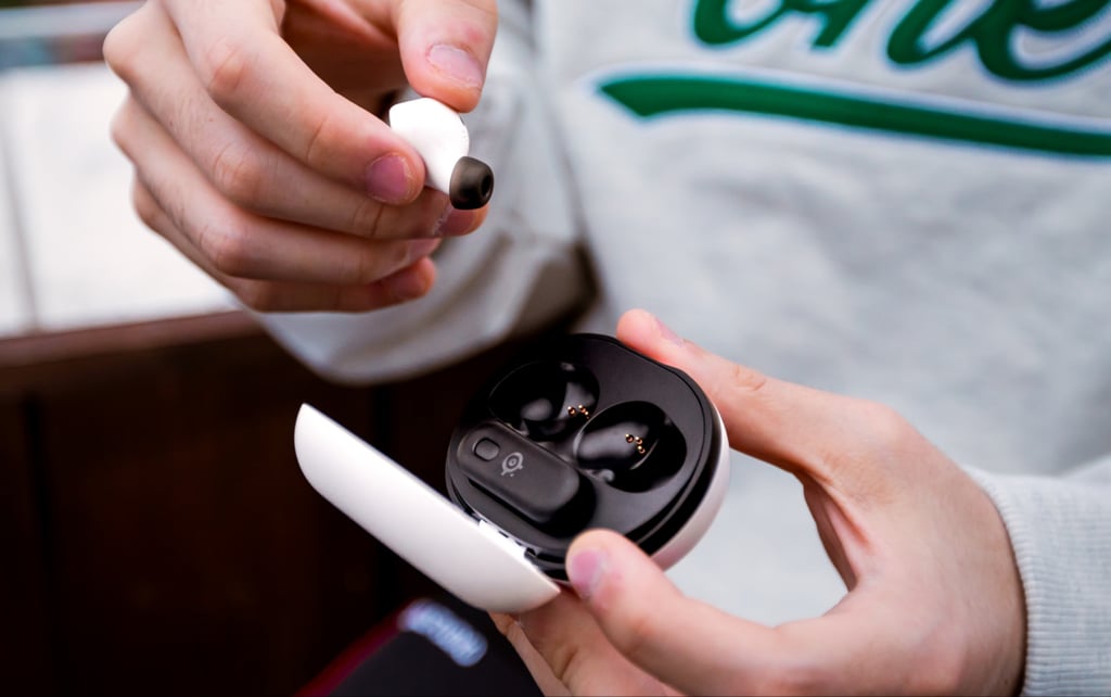 The case contains a USB-C dongle. Photo: SteelSeries The case contains a USB-C dongle. Photo: SteelSeries
