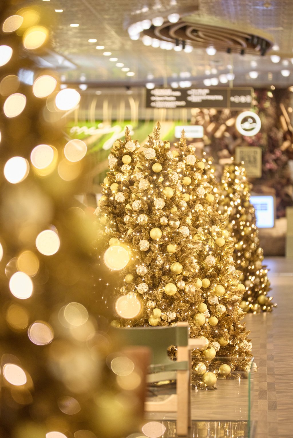 Visitors can soak up the festive spirit with Christmas products and shopping incentives at K11 Musea.
