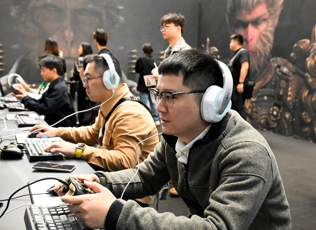Visitors play the video game ‘Black Myth: Wukong’ at the Light of Internet Expo in Wuzhen, east China’s Zhejiang Province, Nov. 19, 2024. Photo: Xinhua Visitors play the video game ‘Black Myth: Wukong’ at the Light of Internet Expo in Wuzhen, east China’s Zhejiang Province, Nov. 19, 2024. Photo: Xinhua