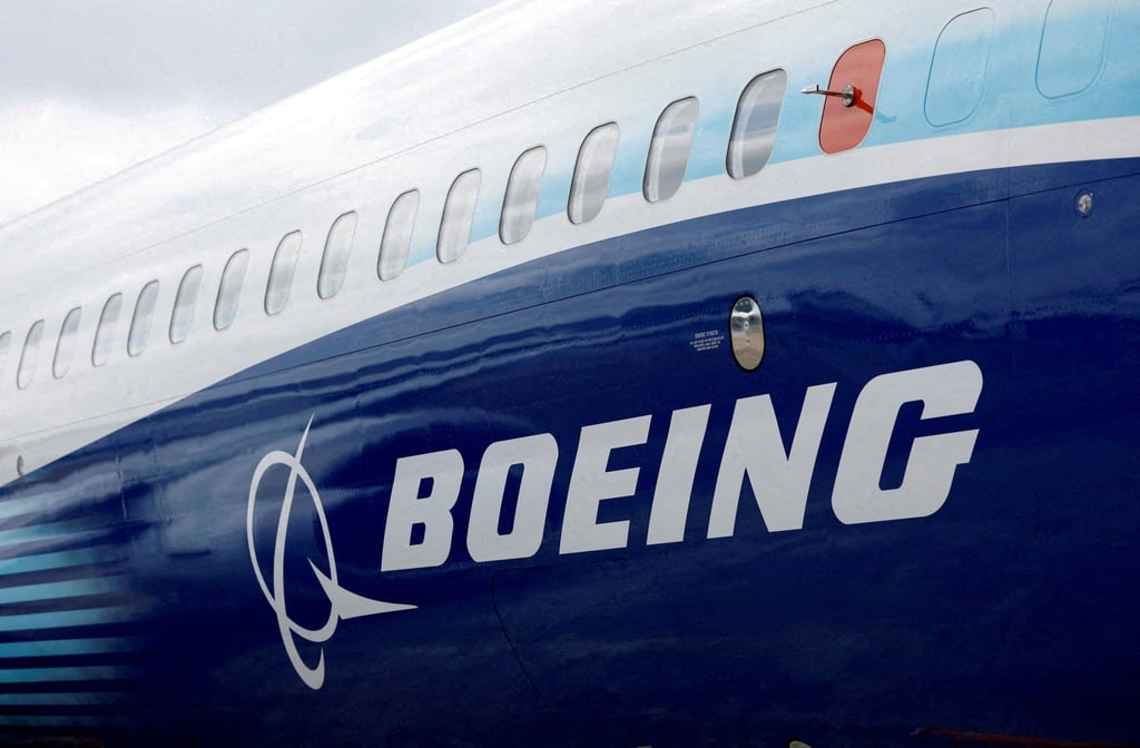 Boeing’s troubled year worsened with a fatal jet crash in South Korea, adding to safety issues, strikes, and a plunging stock price. Photo: Reuters Boeing’s troubled year worsened with a fatal jet crash in South Korea, adding to safety issues, strikes, and a plunging stock price. Photo: Reuters