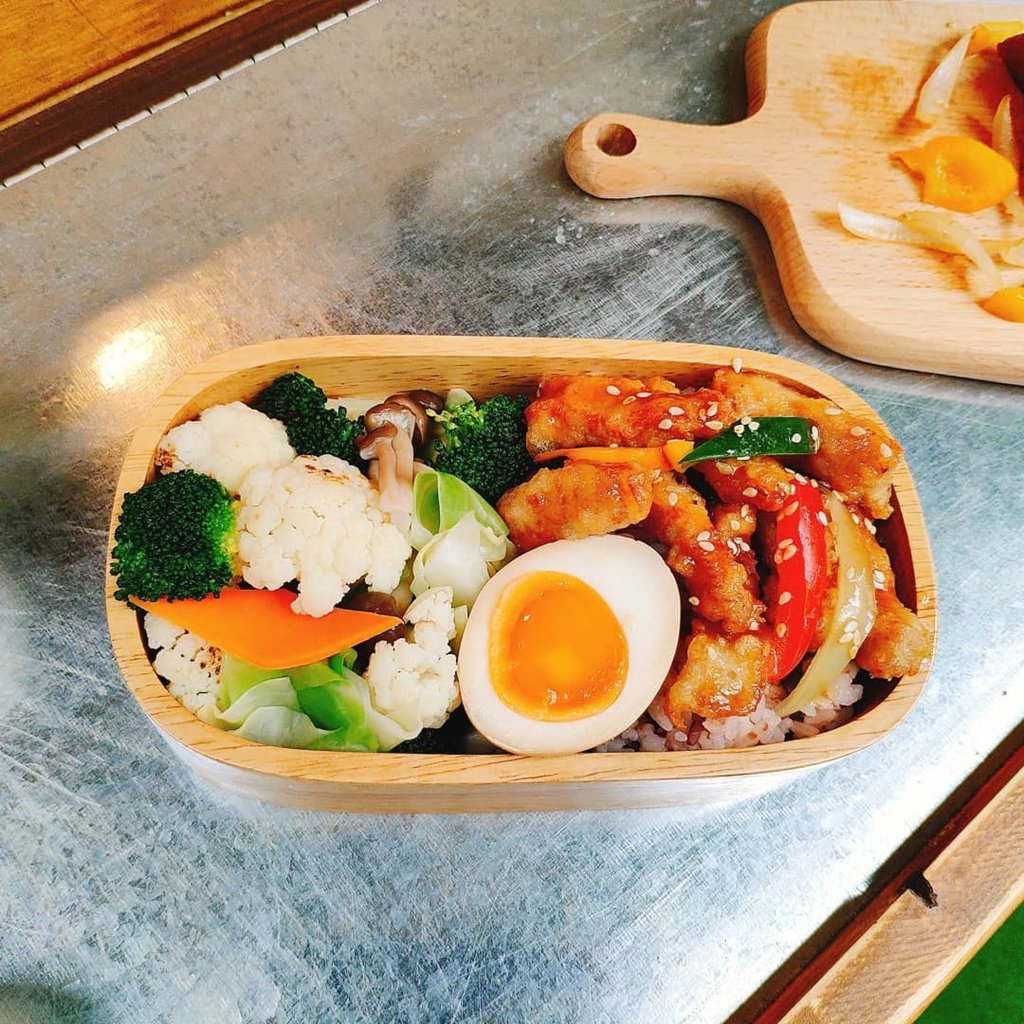A roast pork and veggie bento from Karui Bento. Photo: Instagram/@karuibento A roast pork and veggie bento from Karui Bento. Photo: Instagram/@karuibento