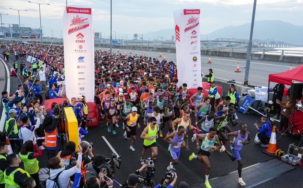 The elite racers set off on the Hong Kong-Zuhai-Macau Bridge Half Marathon. Photo: Eugene Lee
