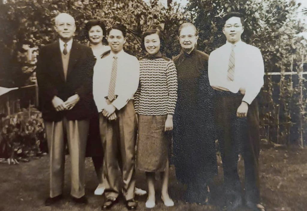 Hui Yin-kan with Vera and her parents, Sir Lo Man-kam and Victoria Jubilee Hotung. Photo: Courtesy of Hui Yin-kan Hui Yin-kan with Vera and her parents, Sir Lo Man-kam and Victoria Jubilee Hotung. Photo: Courtesy of Hui Yin-kan