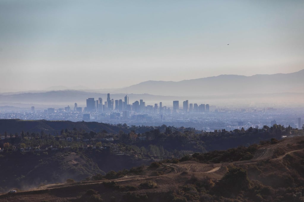 Wildfire smoke covers downtown Los Angeles. Photo: AFP