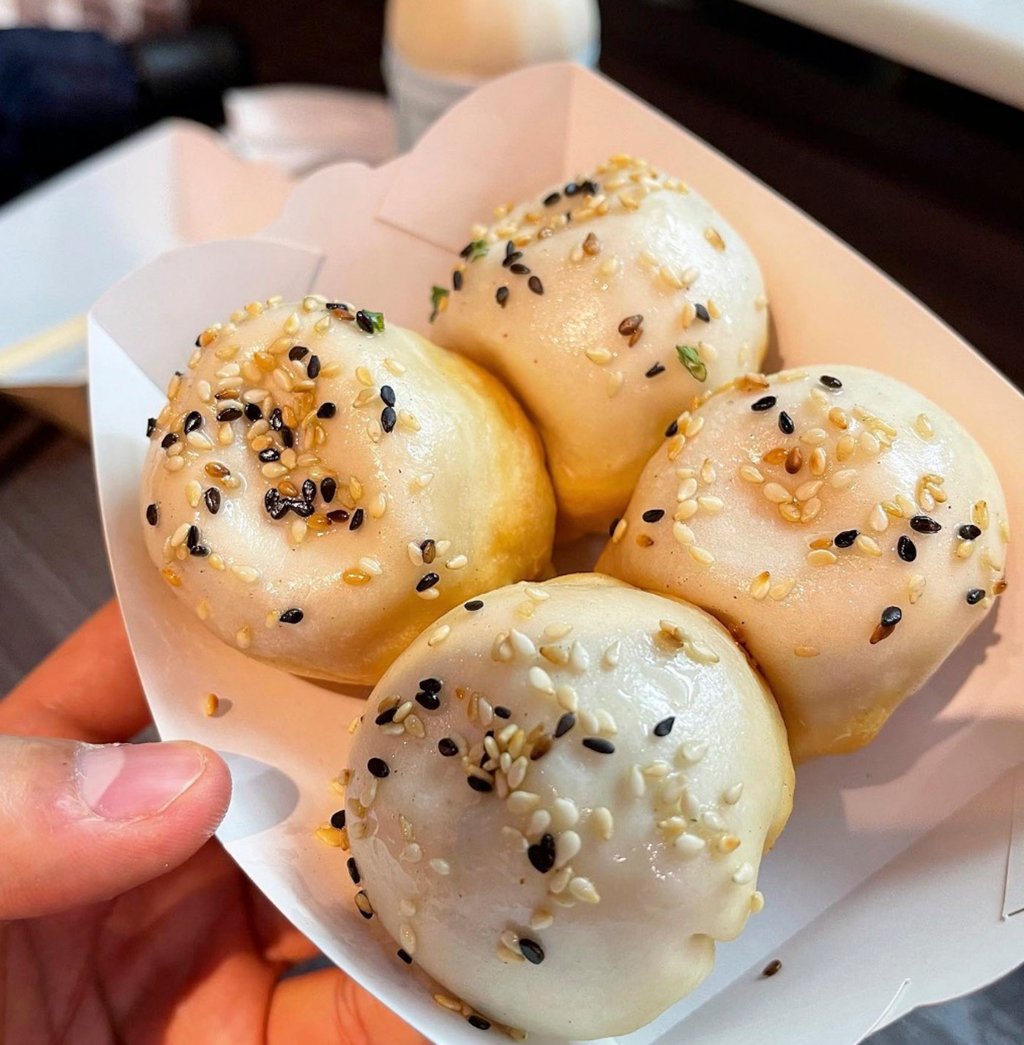 Signature pan-fried buns at Cheung Hing Kee Shanghai Pan-fried Buns. Photo: Instagram/eatwhere.hk Signature pan-fried buns at Cheung Hing Kee Shanghai Pan-fried Buns. Photo: Instagram/eatwhere.hk