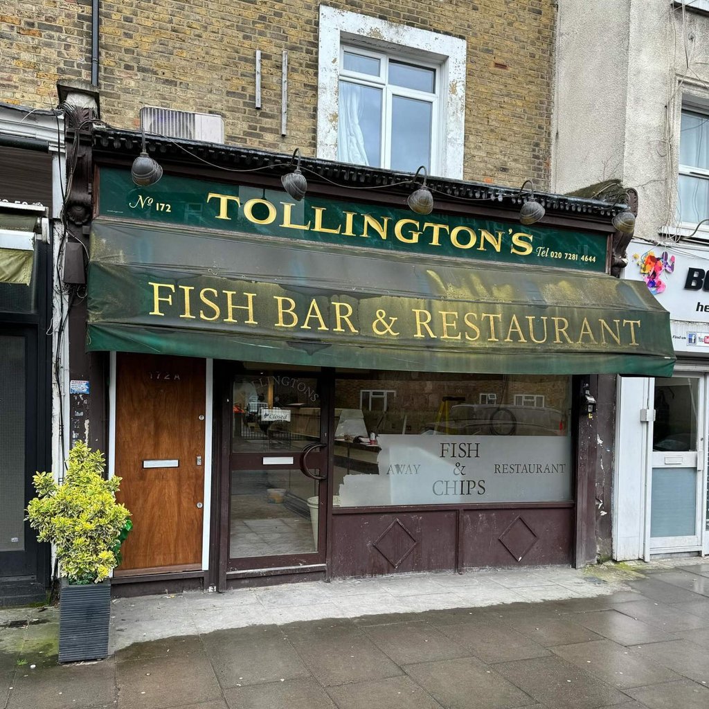 Tollington’s in Finsbury Park, London, where chips are a menu highlight. Photo: Instagram/tollingtons.fishbar Tollington’s in Finsbury Park, London, where chips are a menu highlight. Photo: Instagram/tollingtons.fishbar