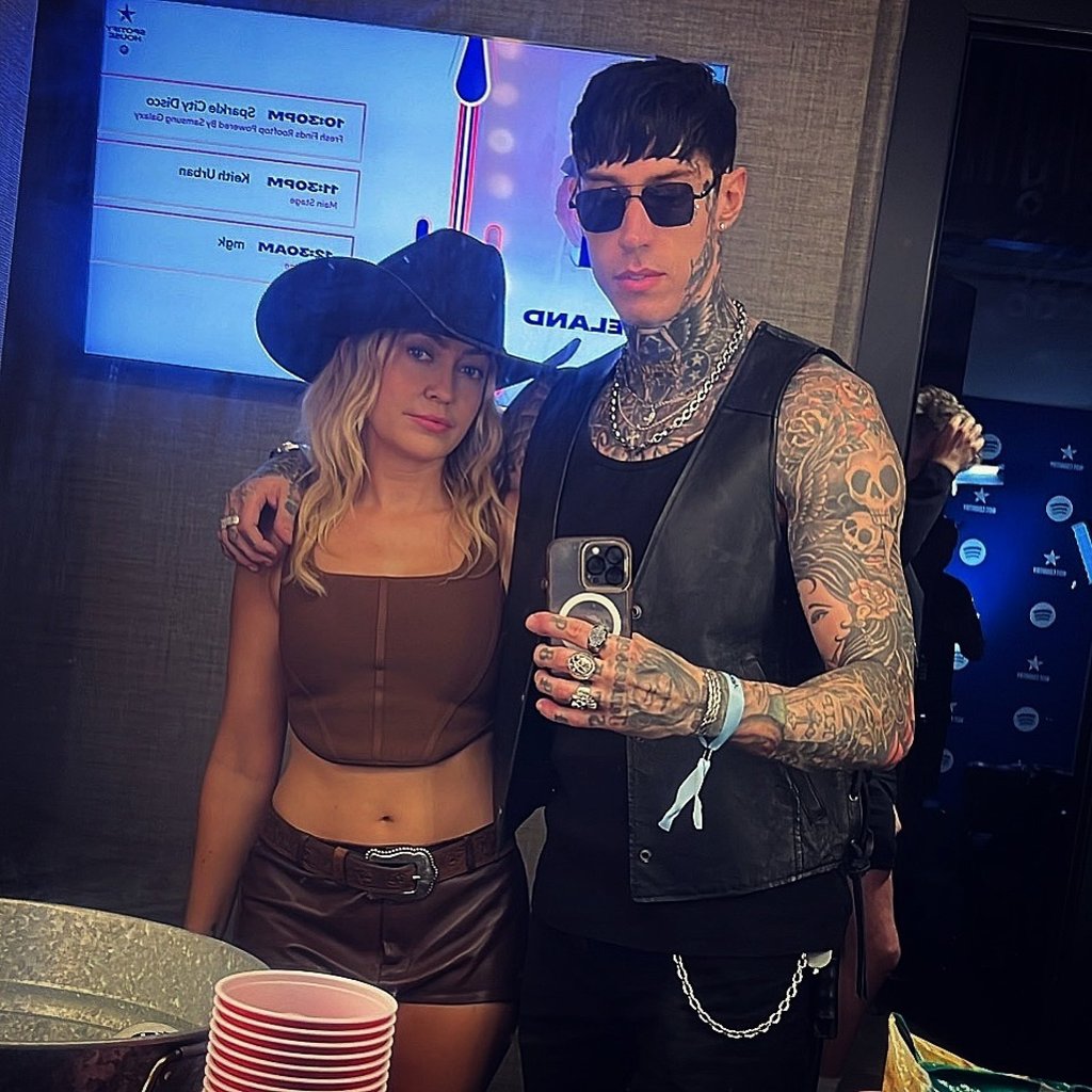 Trace Cyrus and Brandi Cyrus are adopted. Photo: @tracecyrus/Instagram Trace Cyrus and Brandi Cyrus are adopted. Photo: @tracecyrus/Instagram