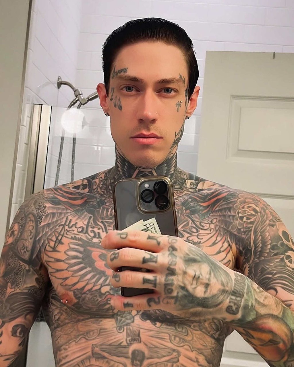 Trace Cyrus wrote an impassioned open letter on Instagram to his father Billy Ray Cyrus. Photo: @tracecyrus/Instagram Trace Cyrus wrote an impassioned open letter on Instagram to his father Billy Ray Cyrus. Photo: @tracecyrus/Instagram