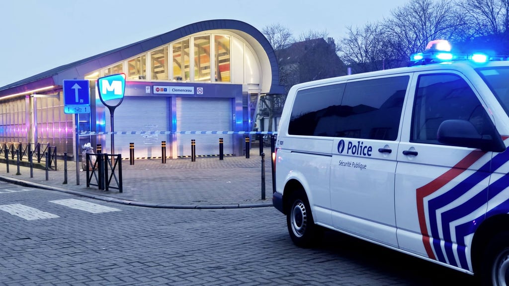 A police van parked in front of Clemenceau metro station following a shooting in Anderlecht, Brussels, on February 6, 2025. Photo: AFP