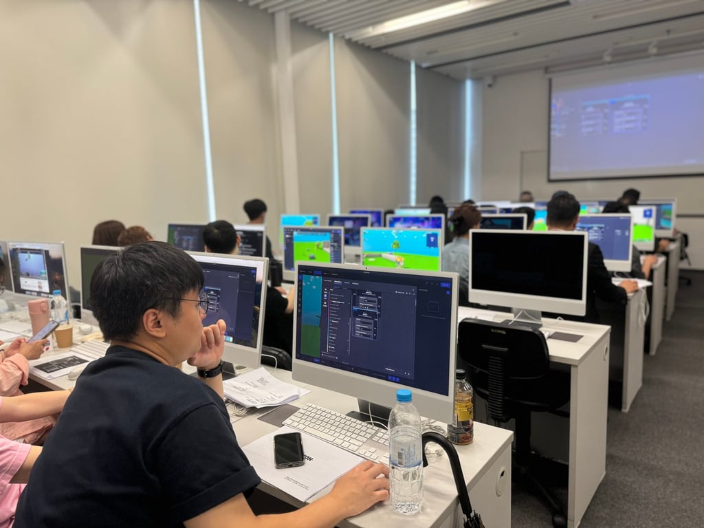 Up to 50 Hong Kong creators honed their creative skills while learning about dynamic gameplay and design approaches during workshops organised by The Sandbox at last July’s Advanced Builders Bootcamp held at Hong Kong Design Institute.