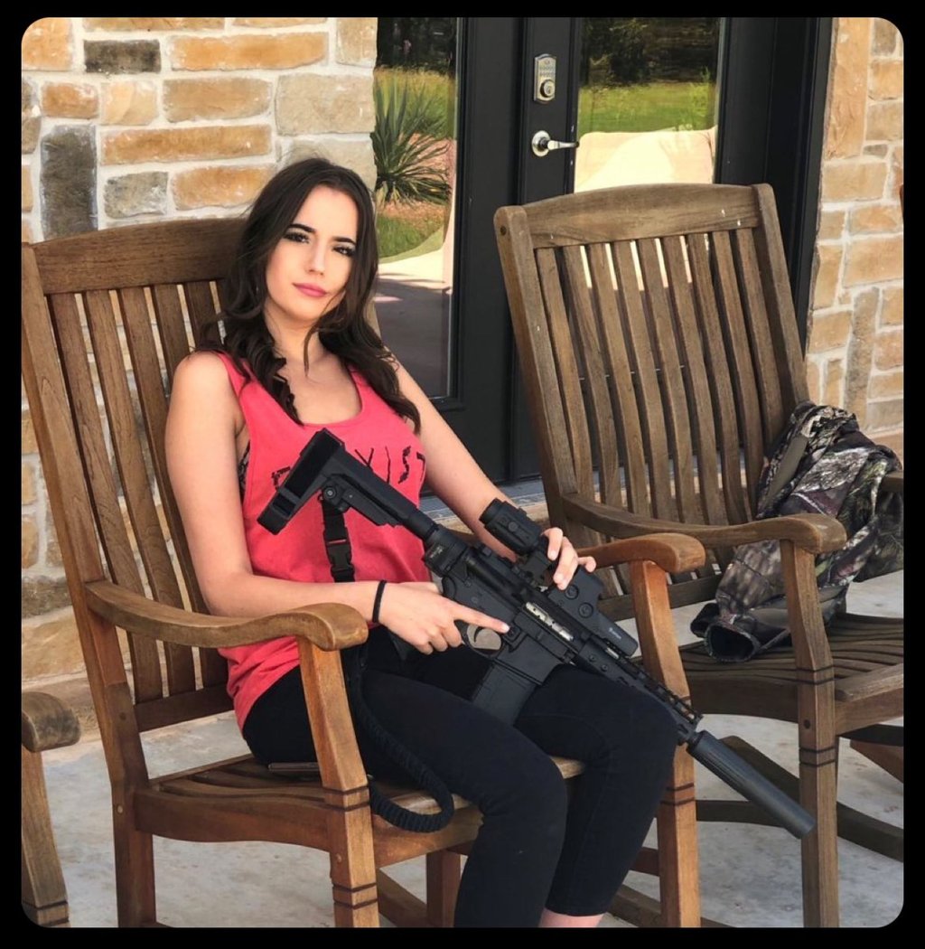 Who is Elon Musks alleged Maga baby mama Ashley St Clair – who claims she  welcomed a child with the Tesla billionaire? The conservative author says  she met him after he slid