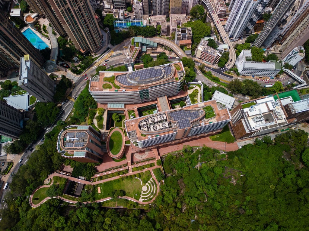 HKU’s new high-speed, full-wireless smart network, powered by Wi-fi 7, provides stable high-quality signal coverage across its Pok Fu Lam campus. Photo: Shutterstock