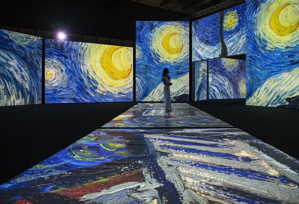 The Starry Night by Vincent van Gogh is exhibited on screens at “Van Gogh Alive”. Photo: Grande Experiences