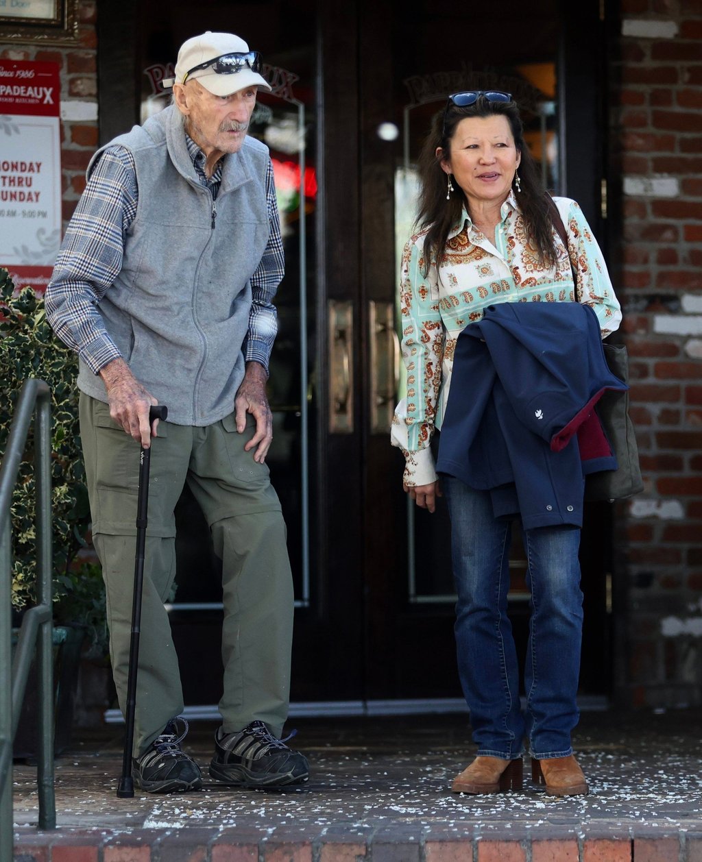 Gene Hackman is seen with his wife, classical pianist Betsy Arakawa. Photo: TNS Gene Hackman is seen with his wife, classical pianist Betsy Arakawa. Photo: TNS