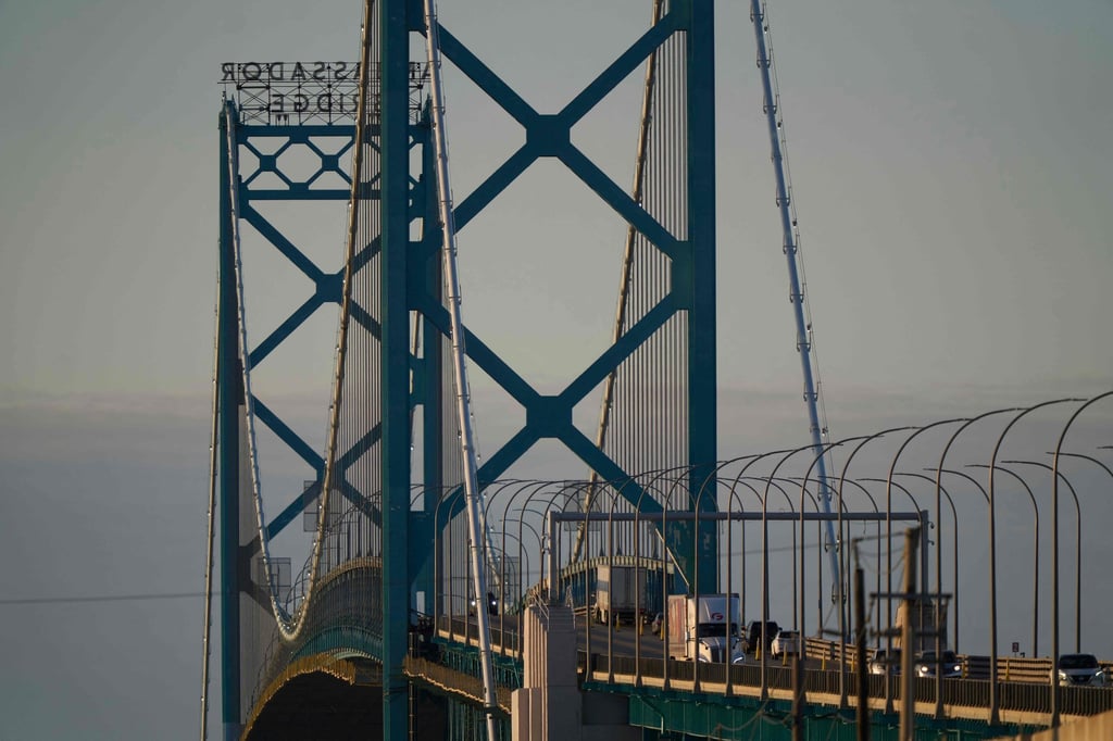 Trucks cross the US-Canada border along the Ambassador Bridge in Windsor, Ontario, on March 8, 2025. Photo: AFP