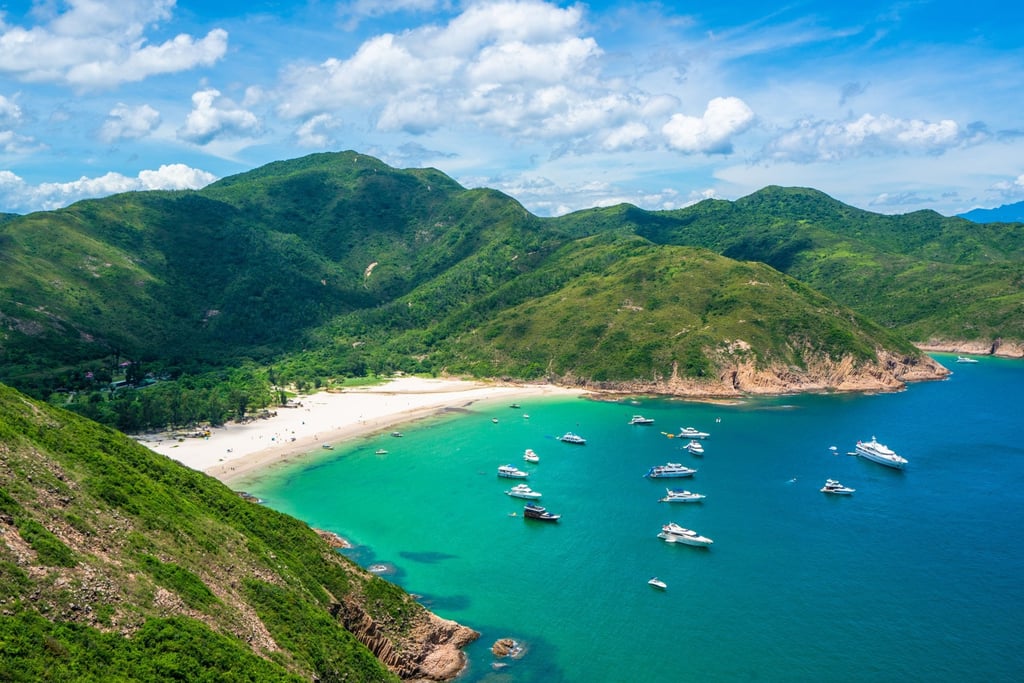 As a global hub for family offices, Hong Kong offers the perfect blend of business connections and unmatched quality of life.