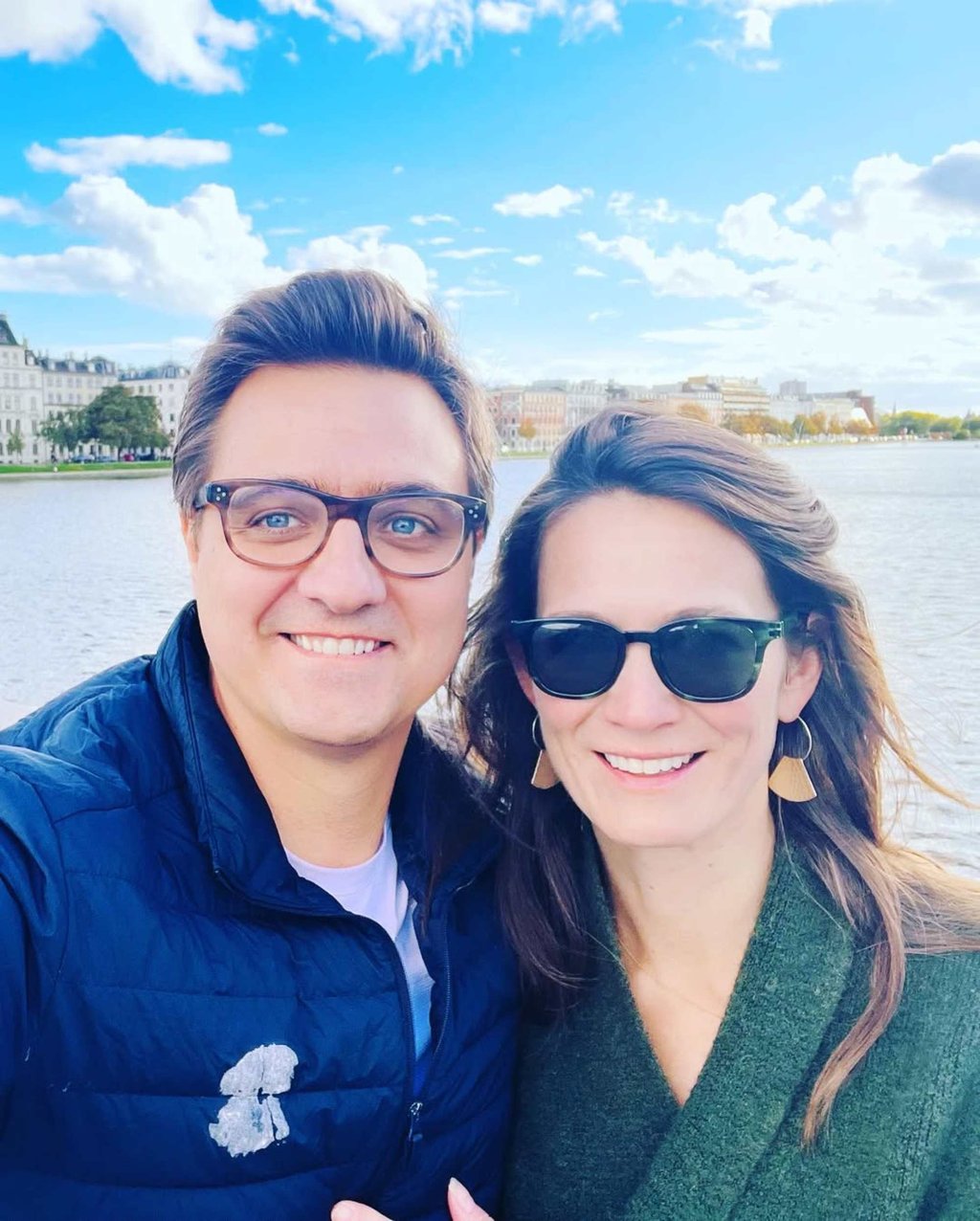 Who is Chris Hayes' law professor wife, Kate Shaw? The MSNBC host met his  partner – an ABC News contributor and co-host for Supreme Court podcast  Strict Scrutiny – when they were