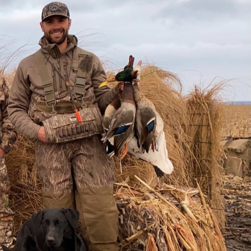 Sean Gilmartin goes hunting with his dogs. Photo: @gilmartin_sean36/Instagram
