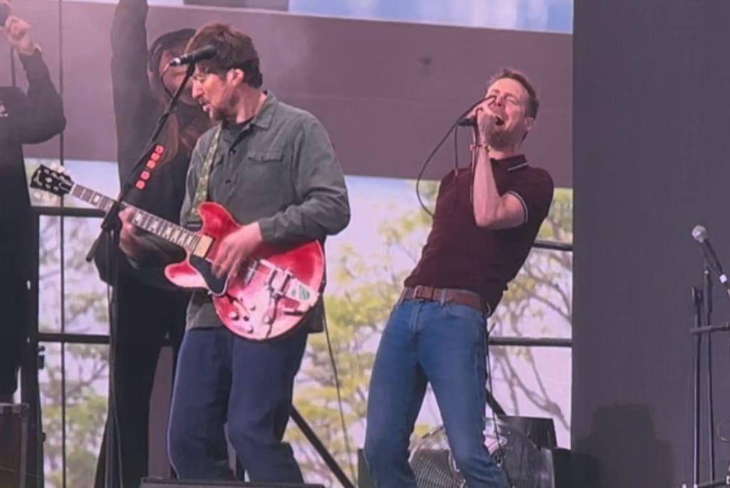 Kaiser Chiefs perform during the last day of the Hong Kong Sevens. Photo: Oscar Liu