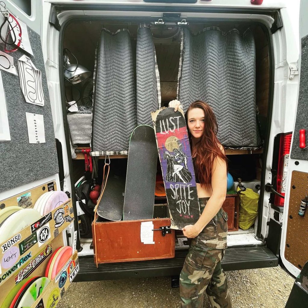 Abigail Wilson enjoys skateboarding too. Photo: @abiygritte/Instagram Abigail Wilson enjoys skateboarding too. Photo: @abiygritte/Instagram