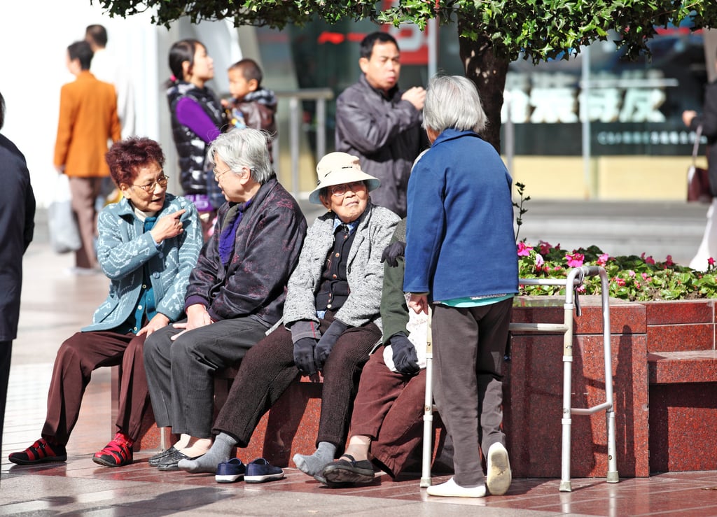 Many people in China fear that stepping forward to assist elderly individuals in distress may lead to being blackmailed. Photo: Shutterstock