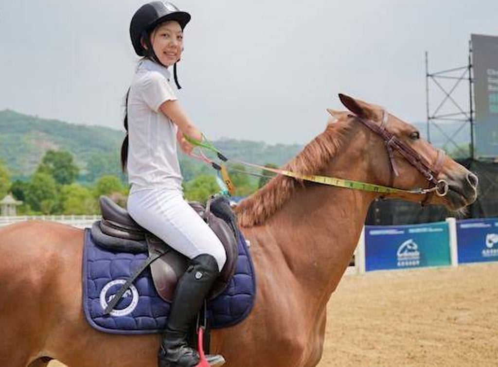 Xu Fangyan has taken up horse riding and has won a number of competitions. Photo: yzwb.net Xu Fangyan has taken up horse riding and has won a number of competitions. Photo: yzwb.net
