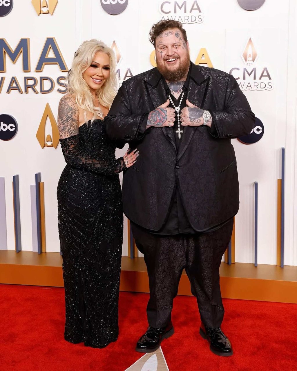 Jelly Roll with wife Bunnie Xo at the CMA Awards, Nashville, in 2023. Photo: @jellyroll615/Instagram