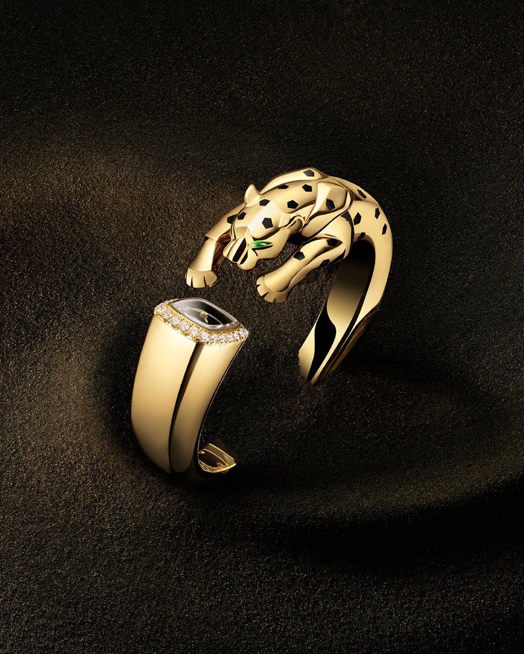Cartier Panthère jewellery watch in yellow gold with diamonds, tsavorites, onyx and black lacquer. Photo: Handout Cartier Panthère jewellery watch in yellow gold with diamonds, tsavorites, onyx and black lacquer. Photo: Handout